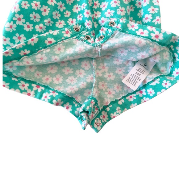 Carter's Baby Girl Green Floral Kids Ruffle Sleeves Romper | 9-12 Months - Picture 3 of 5